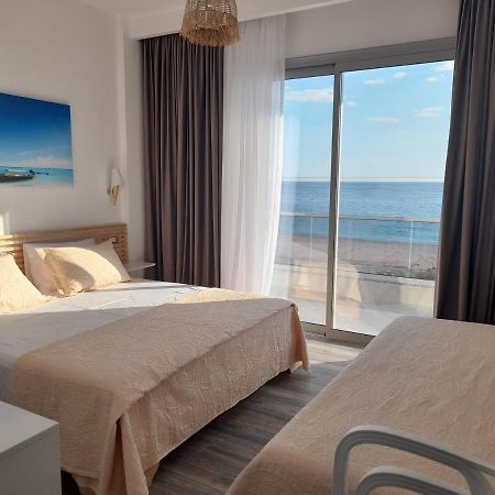 Anxhelos Hotel Himare Esterno foto