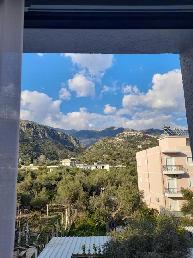 Anxhelos Hotel Himare Esterno foto