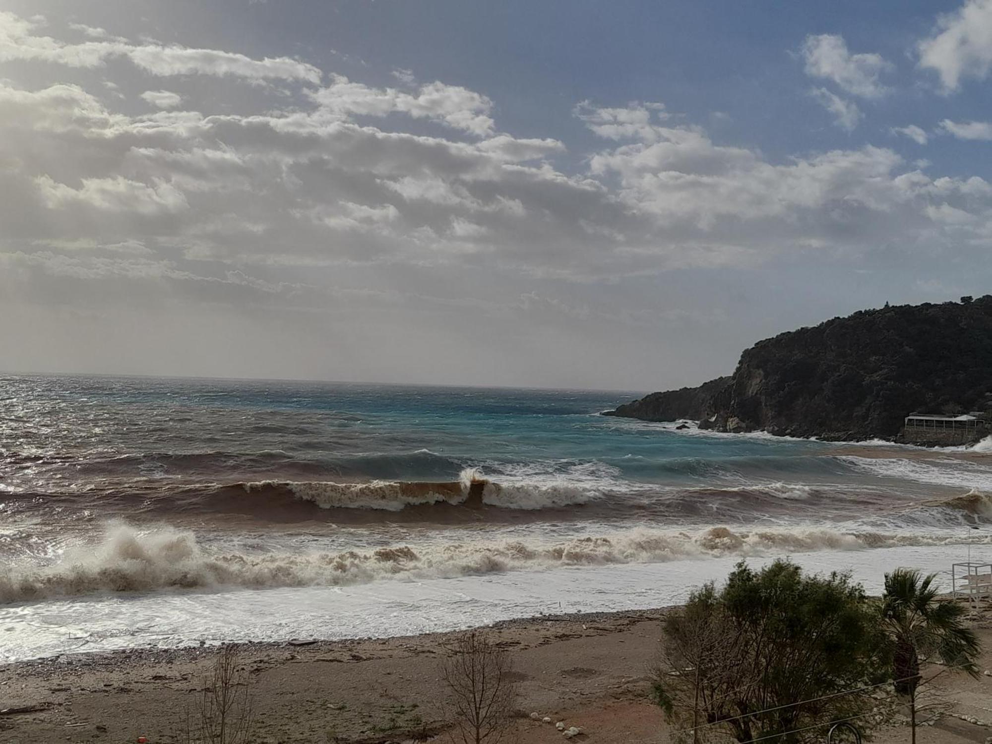 Anxhelos Hotel Himare Camera foto